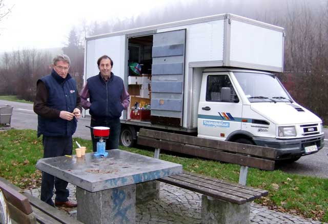 Sur la route qui nous spare de la Roumanie 