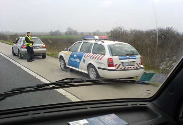 Sur la route qui nous spare de la Roumanie 