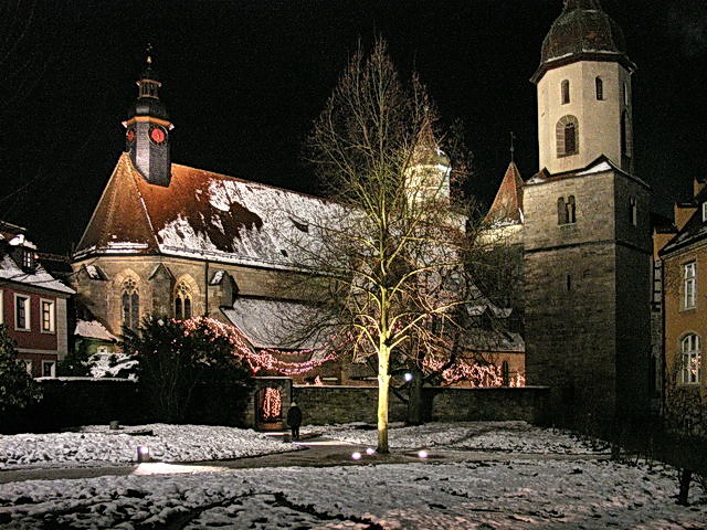 En Allemagne, les petites villes sont trs illumines. Dernier arrt  FEUCHTWANGEN