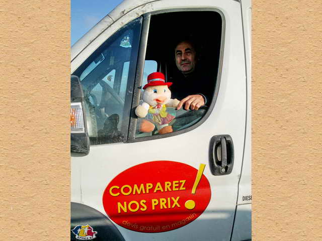 Le prsident vous prsente la mascotte de la mission.