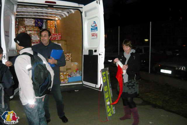 Distribution  l'cole Eliade situe dans un quartier dfavoris.