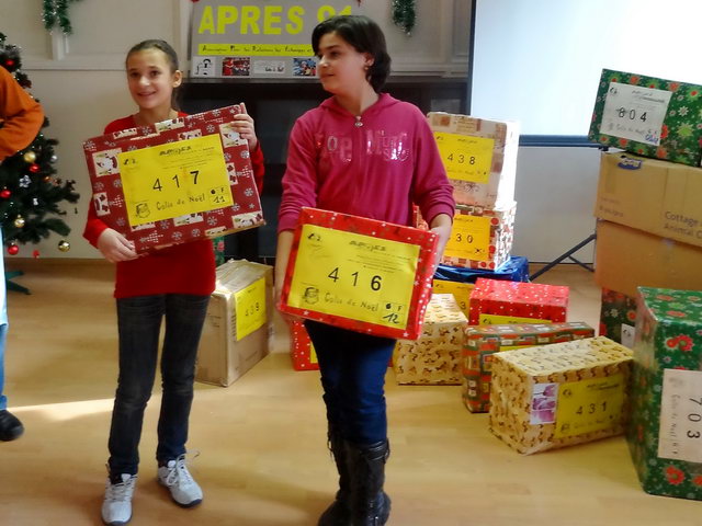 Les enfants des appartements de Craiova.