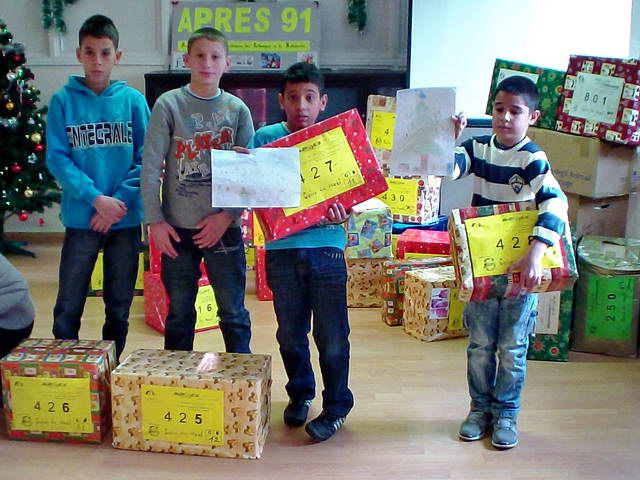 Les enfants des appartements de Craiova.