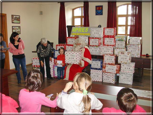 36 enfants de 4  10 ans de la DGASPC de CRAIOVA vivent dans des appartements  type familial.