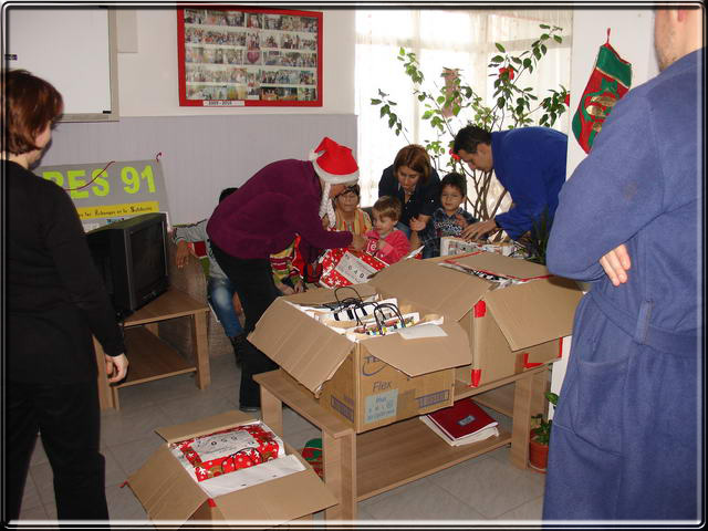 Au Centre de Placement Spcialis de NORICEL ('La petite chance'), les enfants bnficient de cadeaux trs adapts  leur handicap .